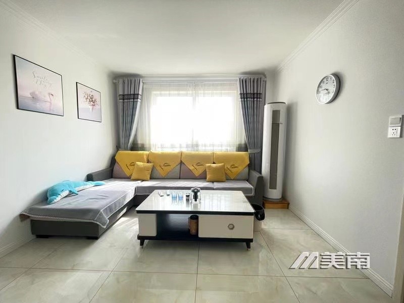 3 赔钱急售城东步梯三楼,全明户型三室,带所有家具家电 44 万