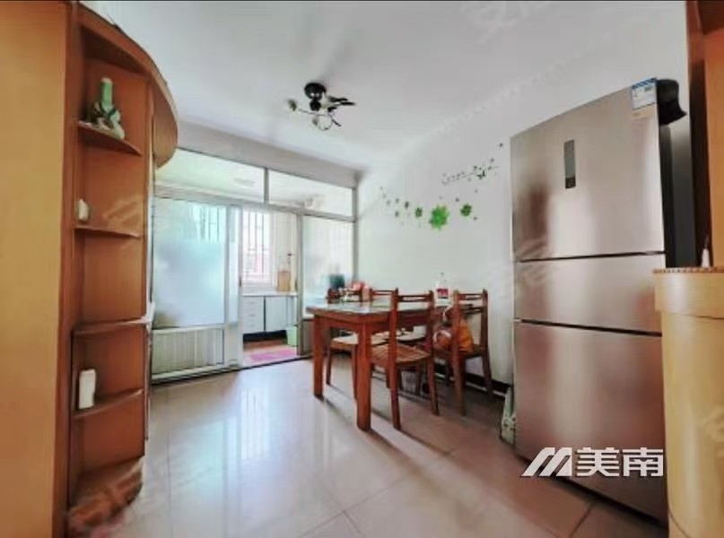 3教育路低楼层,带双实验学位,仅售52万